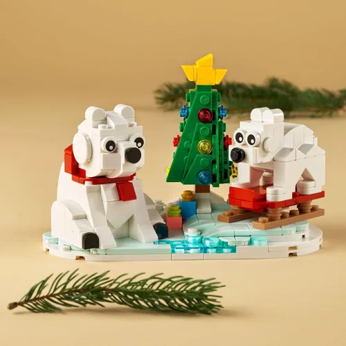 Miniatura 3 de LEGO Wintertime Polar Bears 40571 - Kit de construcción de decoración de Navidad, regalo de oso polar, gran relleno de calcetín para niños, cuenta