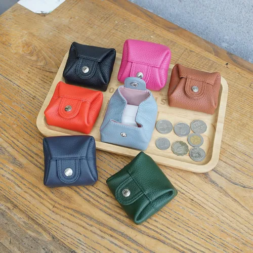 Miniatura 25 de Cockatoo Monedero de cuero genuino para cambio, mini billetera con bolsillo a presión para hombres y mujeres, Rojo (Aurora Red), Casual