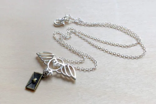 Miniatura 2 de Enchanted Leaves - Collar de búho mensajero de plata - Collar Hedwig - Collar con poste de búho mágico