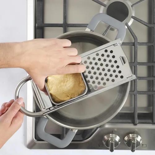 Miniatura 4 de Oster Helmsdale Spaetzle Maker de acero inoxidable - Máquina tradicional alemana de fideos para huevos
