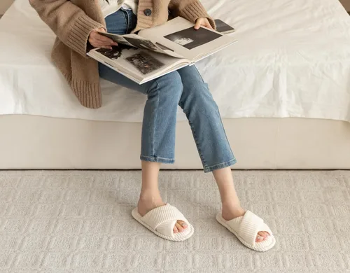 Miniatura 2 de GOEWY - Pantuflas para mujer con espuma viscoelástica para el hogar, con entretejido de pana, tiras cruzadas, con punta abierta, sandalias cómodas