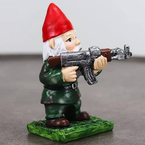 Miniatura 6 de nezababy Gnomos militares de jardín con pistolas, divertidos gnomos del ejército, estatuas para exteriores, escritorio travieso, decoración de patio