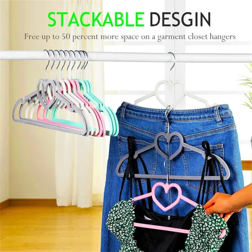 Miniatura 5 de Paquete de 50 perchas de terciopelo gris, perchas antideslizantes de 16 pulgadas para adultos, colgador de ropa delgado con gancho giratorio de 360