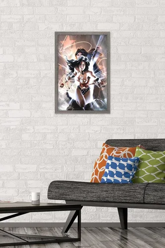 Miniatura 2 de Trends International DC Comics - Póster de pared de la Mujer Maravilla, 14.725 x 22.375 pulgadas, versión enmarcada de madera de granero