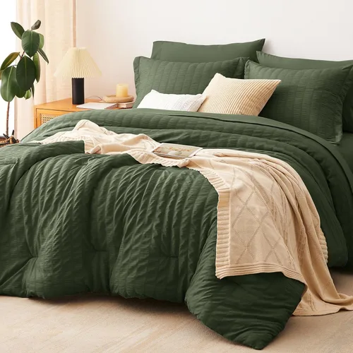 Miniatura 23 de CozyLux Juego de ropa de cama con edredón tamaño King Beige Seersucker de 7 piezas, juego de cama en una bolsa, con edredón, sábanas, fundas