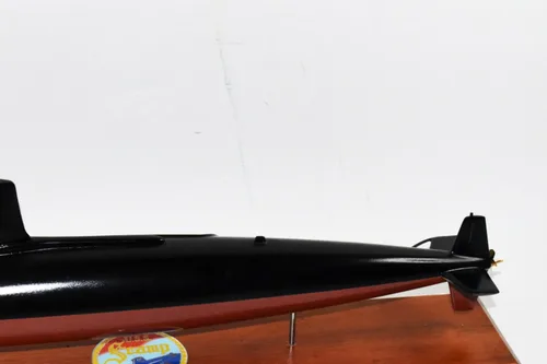 Miniatura 2 de USS Scamp (SSN-588) Modelo submarino, azul marino, modelo a escala de 20 pulgadas, caoba, clase de skipjack