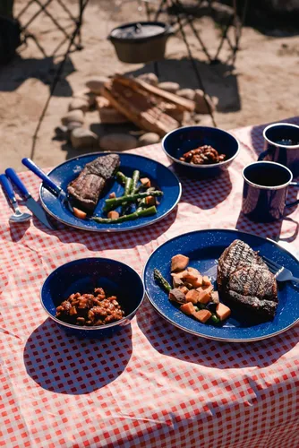 Miniatura 9 de Stansport Paquete combinado de manteles de picnic con abrazaderas