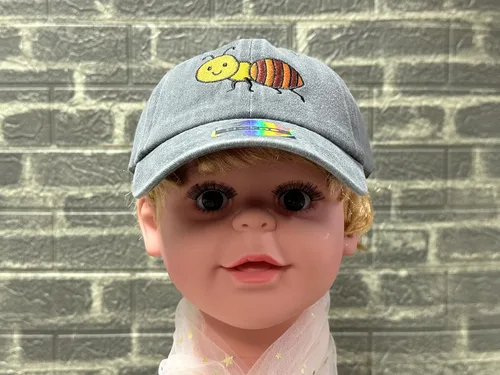 Miniatura 6 de Gorra de béisbol bordada para niños pequeños