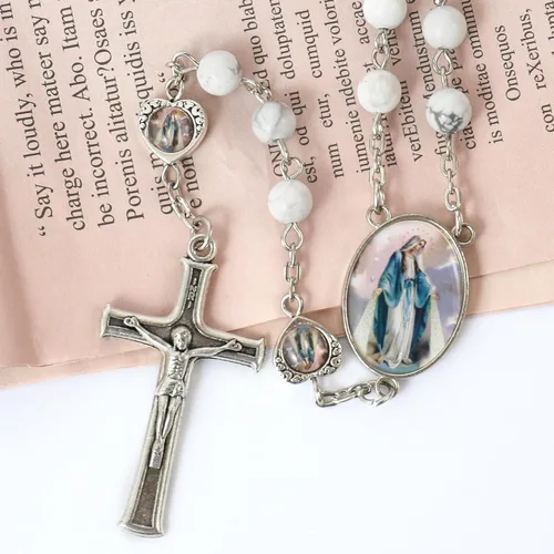 Miniatura 5 de Nazareth Store Cuentas de piedra natural con corazón de epoxi milagroso, cuentas de metal, collar de rosario, regalos cristianos de piedras preciosas