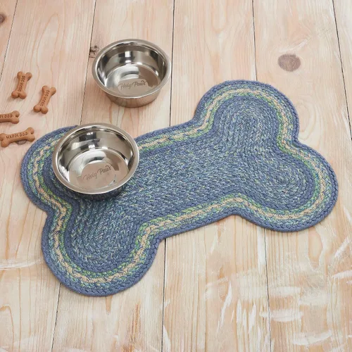 VHC Brands Jolie Farmhouse - Alfombra decorativa de 15 x 23 pulgadas, plástico reciclado azul (PET), a rayas, resistente al agua, forma de hueso,