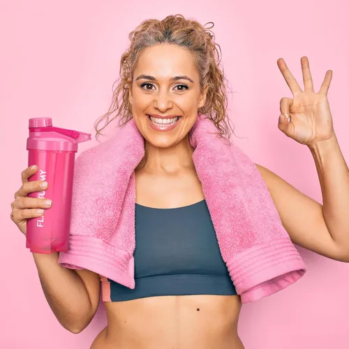 Miniatura 5 de Flat Tummy Botella mezcladora de proteínas con almacenamiento de polvo, mezclador de botellas rosa de 20 onzas, mezclador de proteínas con bola