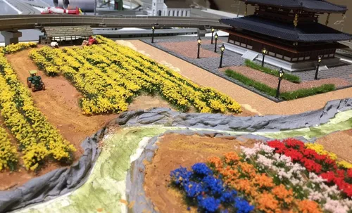 Miniatura 4 de 60 unidades de racimo de flores coloridas en miniatura autoadhesivas para grupos de vegetación de flores, mechones de césped estático para tren