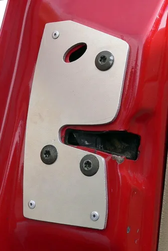 Miniatura 5 de CS Works - Placa de reparación y refuerzo de pestillo de puerta con pernos de repuesto para Jeep Grand Cherokee (ZJ) 93-98 LEFT/DRIVER Izquierda