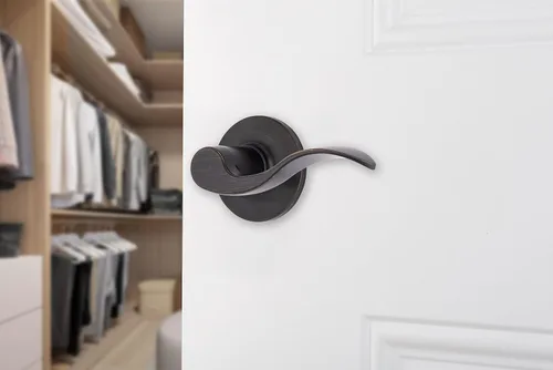 Miniatura 2 de BRINKS – Palanca de Puerta Interior de Onda Sin Bloqueo Transicional, Bronce Toscano - Diseñada para Hogares Tradicionales y de Transición y se
