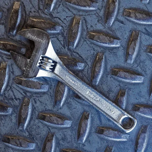 Miniatura 2 de T05011 Llave ajustable estándar, acabado cromado, 4 pulgadas