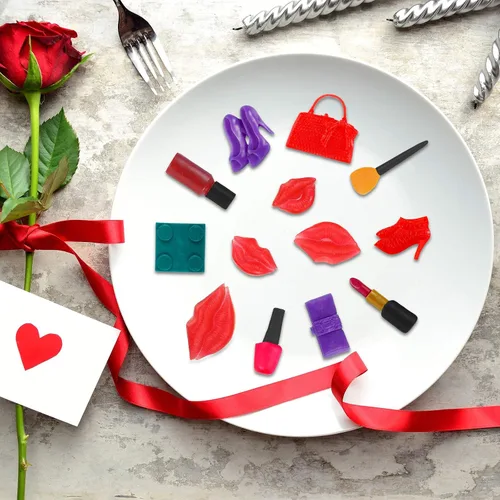 Miniatura 6 de 7 moldes de silicona para San Valentín, moldes de silicona con temática de maquillaje para pastel, chocolate, beso, lápiz labial, perfume, tacones