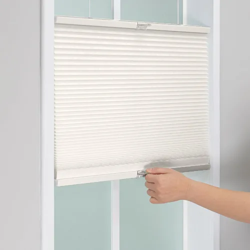Miniatura 5 de DEZ FURNISHINGS Persiana Celular Inalámbrica de 1" con Filtro de Luz de Arriba Hacia Abajo y de Abajo Hacia Arriba, 20"W x 64"H, Alabastro