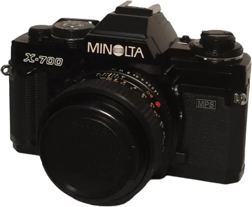 Minolta X-700 1.378 in Film SLR con Minolta MD 1.969 in 1:2 Lente de enfoque manual