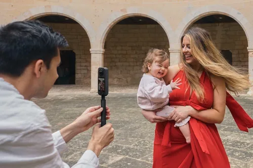 Miniatura 6 de Insta360 Paquete esencial de cámara de acción X5 8K 360