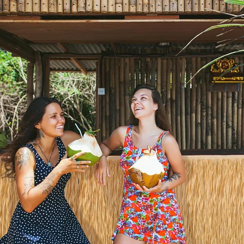 Miniatura 7 de Fovths 1 paquete de falda de mesa de hierba Luau con flecos de papel, falda de paja oscura de 108 x 30 pulgadas, faldas de mesa hawaianas