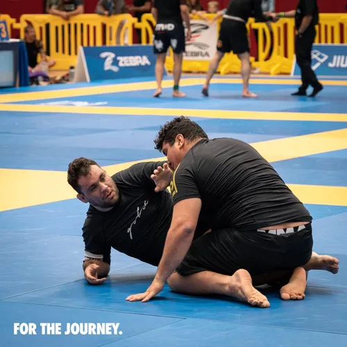 Miniatura 6 de Gold BJJ Foundation Rash Guard - Rashguard de Jiu Jitsu sin Gi y Gi