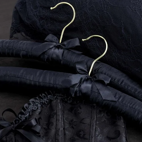 Miniatura 5 de HANGERWORLD 5 perchas acolchadas de satén clásico negro de 17 pulgadas para vestido de novia antideslizantes con gancho dorado