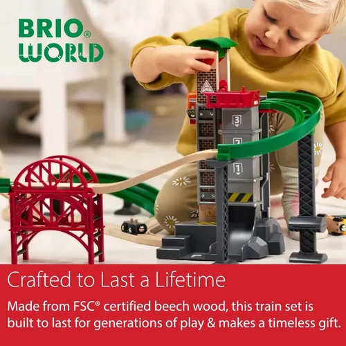 Miniatura 9 de BRIO World Lift & Load Warehouse Set - Juego de tren de madera de 32 piezas, funciona con todos los juegos de ferrocarriles de madera, incluye