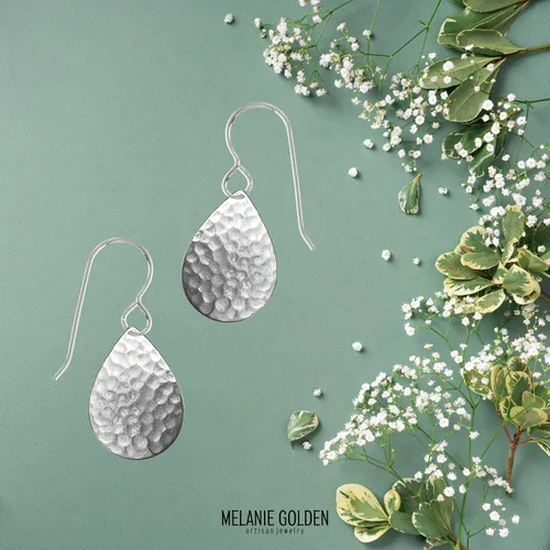 Miniatura 2 de Aretes colgantes grandes con disco circular martillado en plata, oro u oro rosa