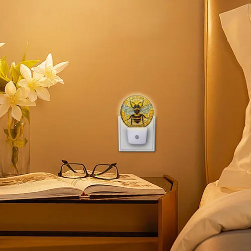Miniatura 4 de Lámpara de Luz Nocturna LED Redonda con Sensor de Anochecer a Amanecer, Vidrio Emplomado Circular 3D con Luz Nocturna de Abejorro que se Enchufa a