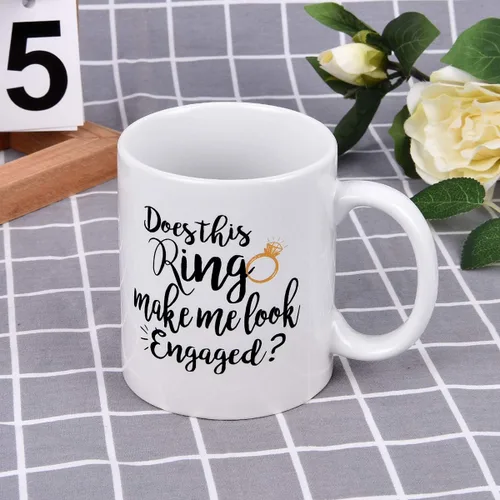 Miniatura 5 de Maustic Divertida taza de café con texto en inglés «Does This Ring Make Me Look Engaged», taza de café divertida para hombres y mujeres, cumpleaños