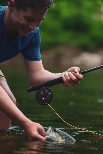 Miniatura 10 de Martin - Kit completo de pesca con mosca, caña de pescar con mosca de 3 piezas de 8 pies 5/6 de peso, carrete de control de borde tamaño 5/6