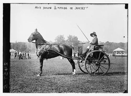 HistoricalFindings Foto: Alix Dolan & 'Pride of Jersey',Caballo,Piping Rock Club,Locust Valley,Long Island