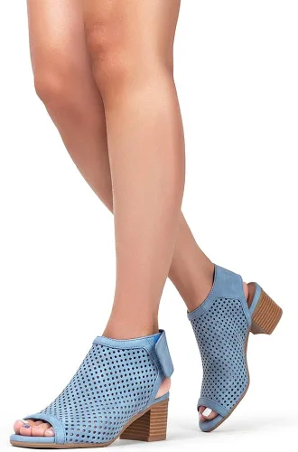Miniatura 3 de J AdamsMaddie botineta con correa de velcro, sin cordones, de taco bajo ancho, puntera abierta