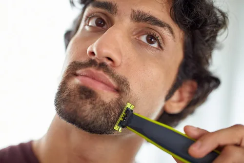 Miniatura 10 de Philips Recortadora y afeitadora eléctrica híbrida OneBlade QP2520