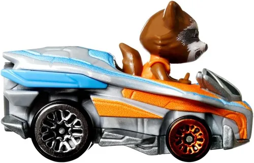 Miniatura 2 de Hot Wheels RacerVerse - Vehículo fundido a presión con conductor de mapache cohete escala 1:64
