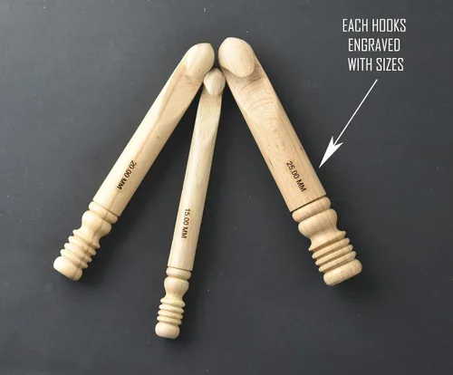 Miniatura 4 de THE KNOX CRAFT - Ganchos de ganchillo grandes de madera con mango ergonómico de agarre suave, ganchos de hilo para proyectos de hilo extra