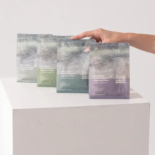 Miniatura 6 de Dead Sea Magnesium Flake Bath Soak - Escamas de cloruro de magnesio 100% puro con aceite esencial con infusión de lavanda (2.2 libras a granel)