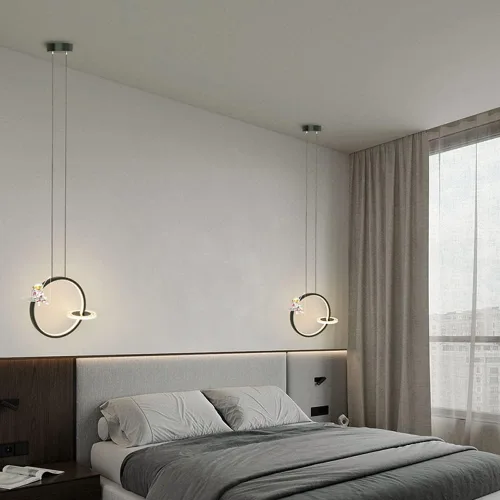 Miniatura 3 de Lámpara colgante de anillo moderno para habitación de niños, lámpara LED colgante con astronauta de resina, mini candelabro redondo para dormitorio