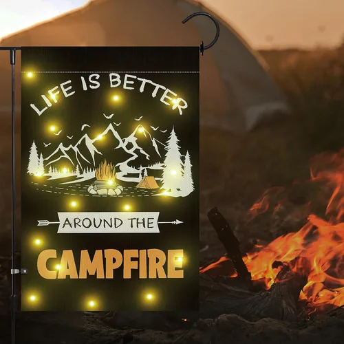Miniatura 6 de Bandera de jardín para campamento con luces LED, 12 x 18 pulgadas, arpillera vertical de doble cara para campamento, hoguera, banderas de jardín