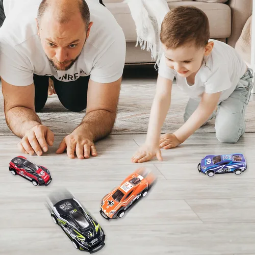 Miniatura 5 de ArtCreativity Coches de carreras con tapa para niños, juego de 12 autos de juguete en 8 diseños, mini autos de carreras fundidos a presión