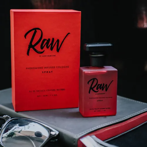 Miniatura 8 de RawChemistry Colonia con Feromonas Raw para Hombres – Spray de Colonia para Hombres Infundido con Feromonas – Perfume Raw para Hombres con Feromonas