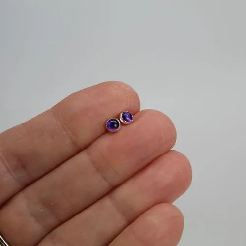 Miniatura 62 de Aretes de tuerca con piedras preciosas para mujeres y niñas, bisel redondo de 0.157 in de plata esterlina 925