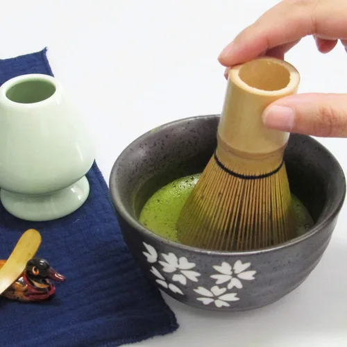 Miniatura 6 de Artcome Juego de té Matcha japonés, batidor Matcha, cuchara tradicional, tazón Matcha, bandeja de bambú negro, soporte de batidor de cerámica