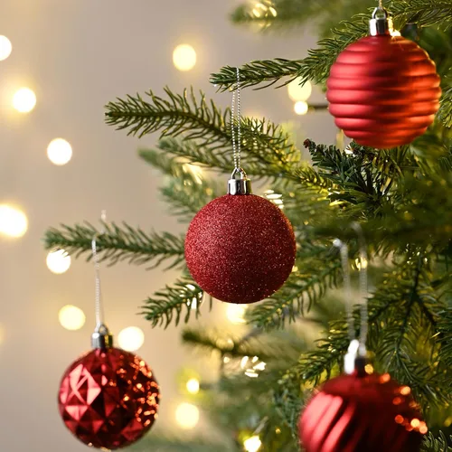 Miniatura 6 de Valery Madelyn - Adornos de árbol de Navidad, 24 esferas rojas inastillables de 60 mm, adorno colgante a granel de 2.36" para decoración de fiesta