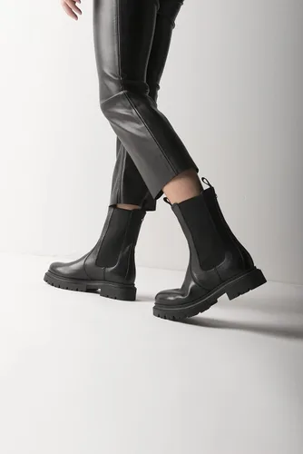 Miniatura 6 de JATAREA Botines y botas de cuero para mujer