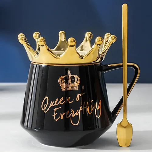 Miniatura 5 de Arawat Queen of Everything - Taza con tapa, taza negra dulce con corona de café, taza de 12 onzas, regalo con cuchara y posavasos, taza de té