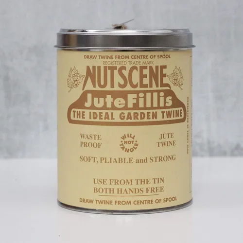 Miniatura 11 de NUTSCENE Lata Icónica (Lata de Cordel) con Su Cordel de Yute Escocés Tradicional y Agujero en la Parte Superior para Fácil Dispensación. 14