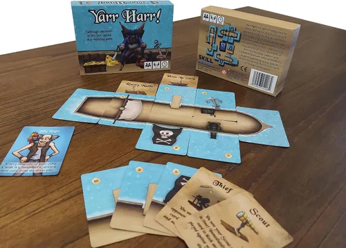 Miniatura 3 de YARR HARR! by Skill Board Games - Juego de cartas de estrategia ligera, barco pirata para niños y adultos, ideal para noche de juego familiar, 2-6