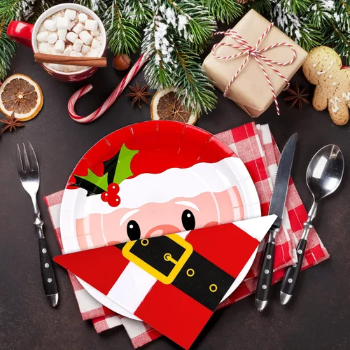 Miniatura 6 de Whaline Juego de 90 piezas de suministros para fiesta de Navidad, platos de papel con patrón de Papá Noel de 9 pulgadas y cinturones de Papá Noel