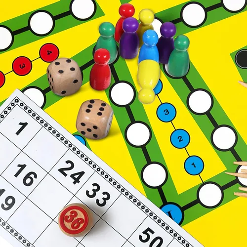 Miniatura 6 de Toddmomy Juego de piezas de ajedrez de madera con 2 dados pequeños de 0.98 pulgadas con forma humana, accesorios para juegos de mesa familiares